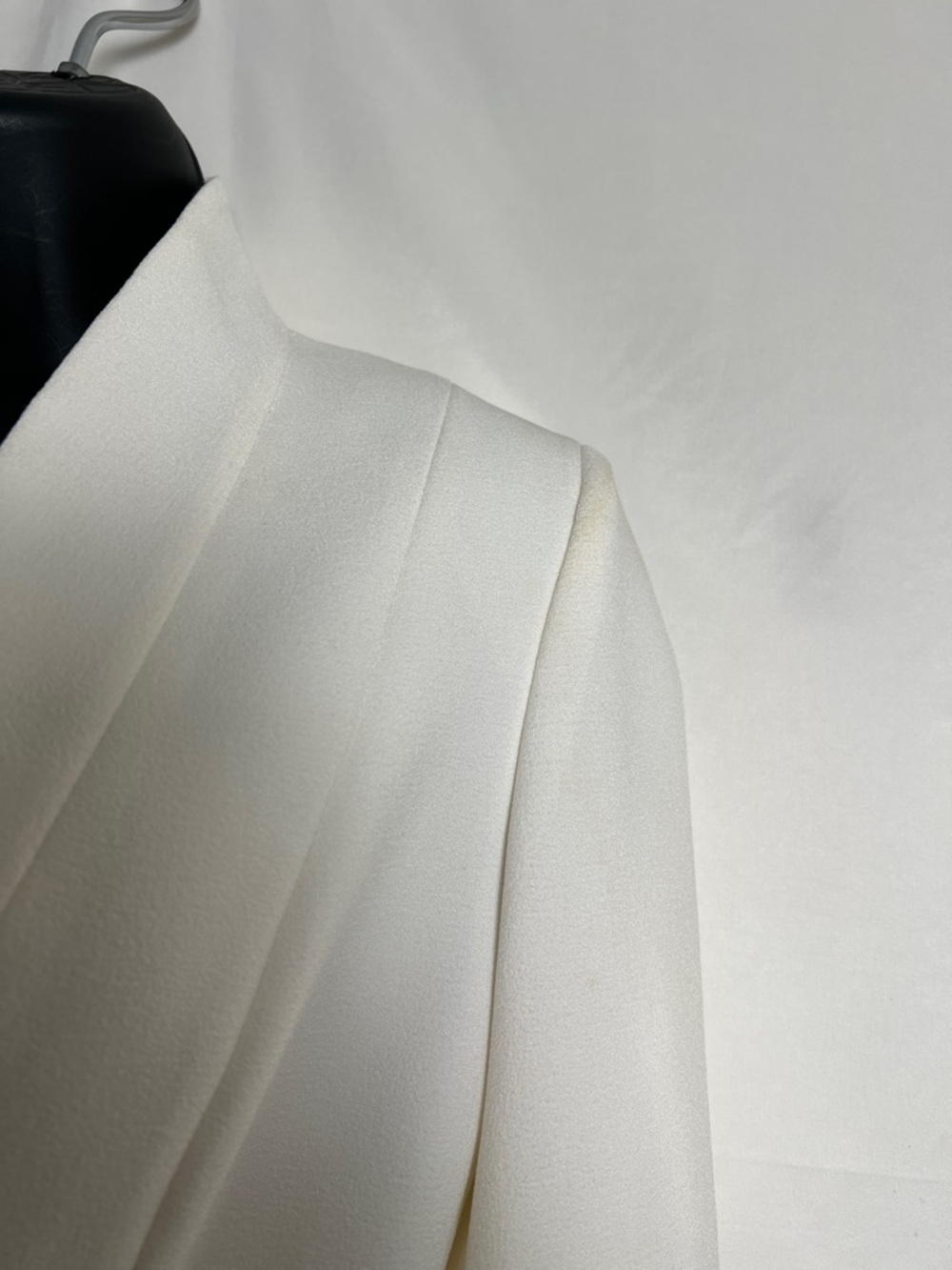 Tahari Ivory Ruffle-Front Blazer - Picture 4 of 11